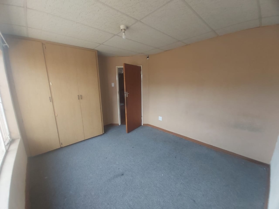 13 Bedroom Property for Sale in Universitas Free State
